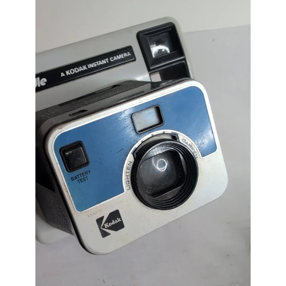 Vtg Camera Lot Kodak Handle Instamatic 20 Minolta Freedom 100 Polaroid 90 Sima